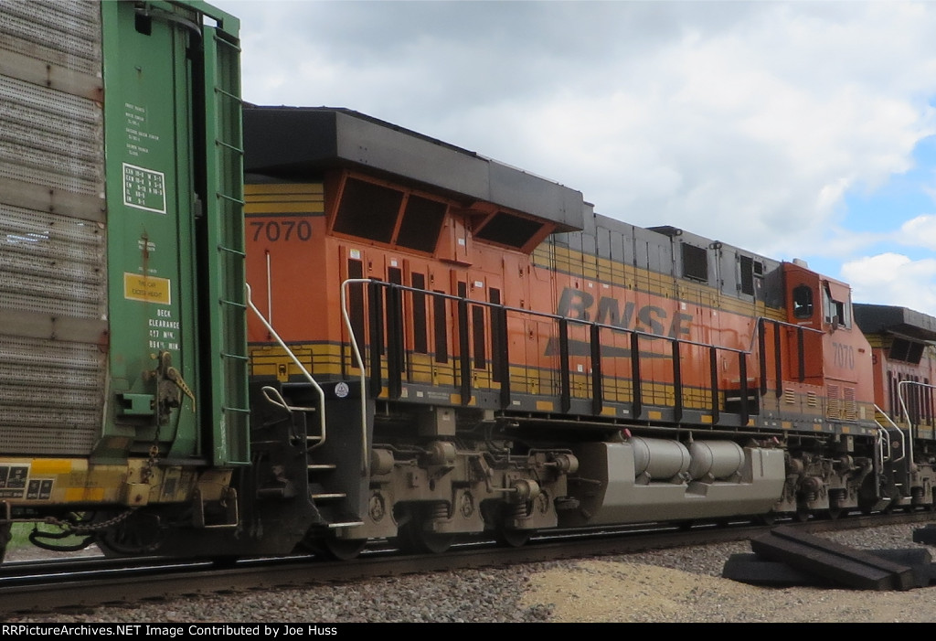 BNSF 7070